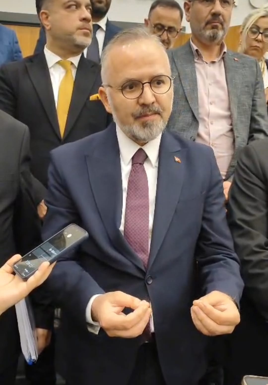 Olaylı meclis sonrası AK Parti Grup Başkanvekili Yıldız, Başkan Tugay’a sert çıktı!