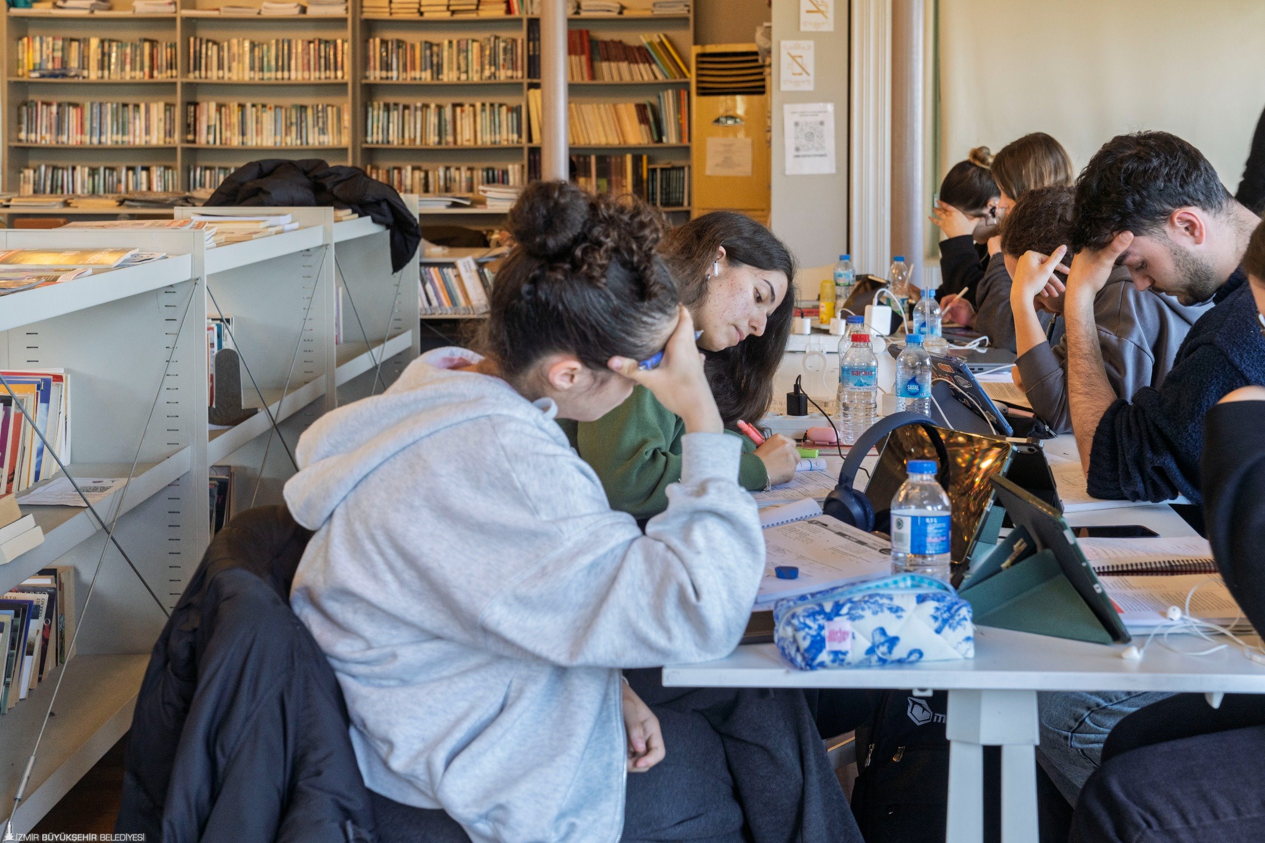 İzmir’in kütüphaneleri gençlere “iyi geldi”